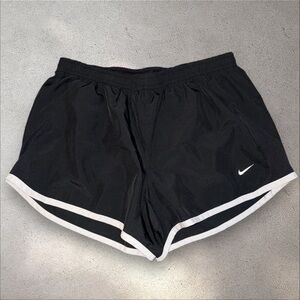 Black Nike shorts